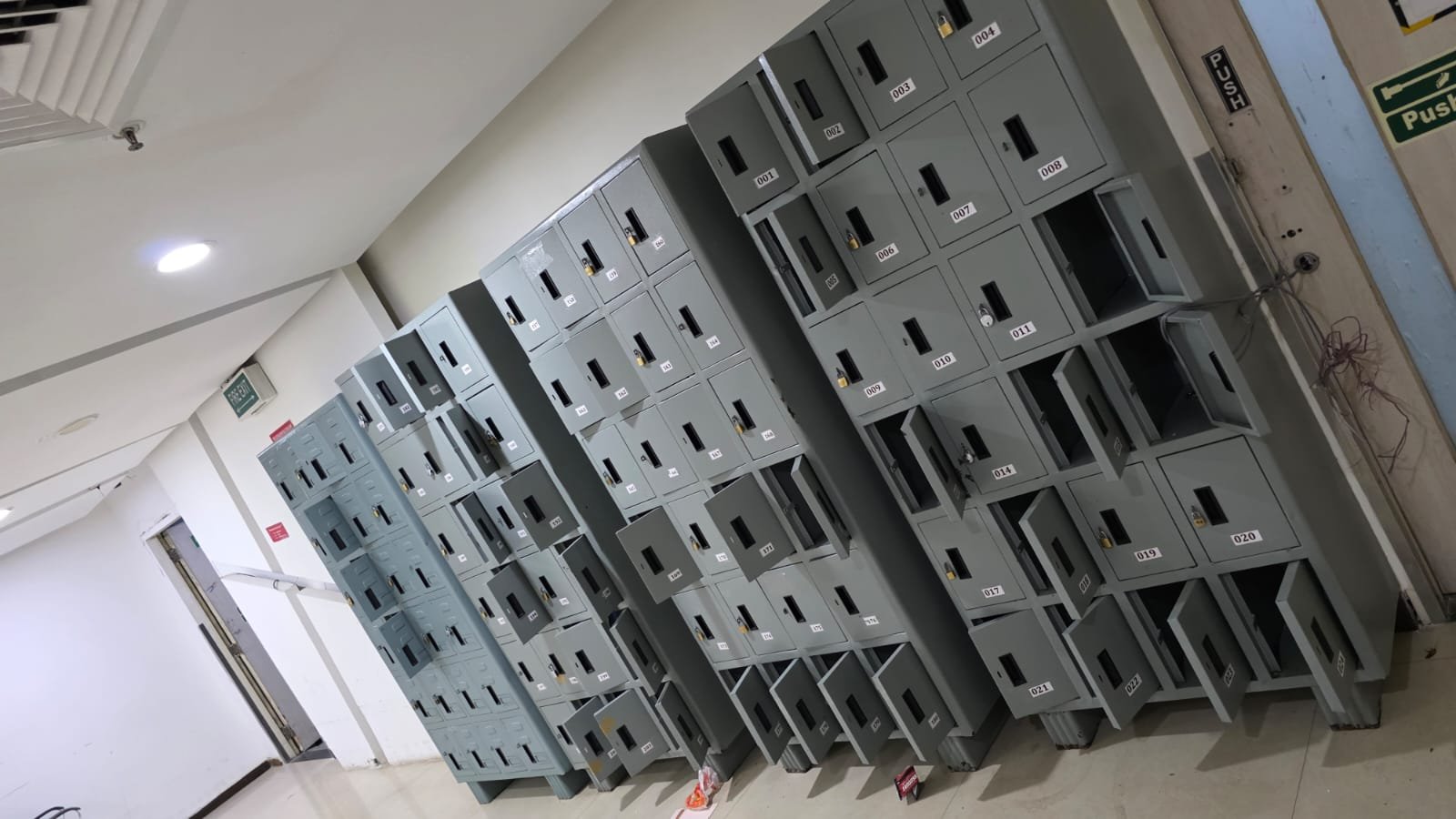 Data network removal by National Traders in Delhi NCR